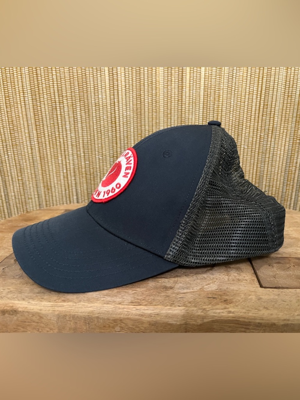 Fjallraven 1960 Logo Langtradarkeps Trucker Hat L/XL - Picture 5 of 8